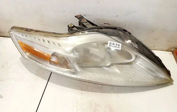 Ford Mondeo Mk III Headlight/headlamp 11366