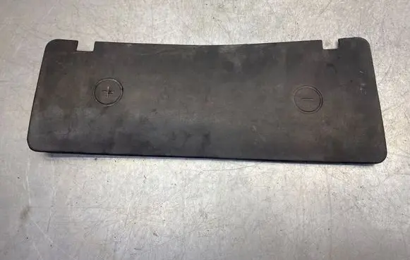 Audi A6 S6 C5 4B Battery box tray cover/lid 4B1819422 K23197
