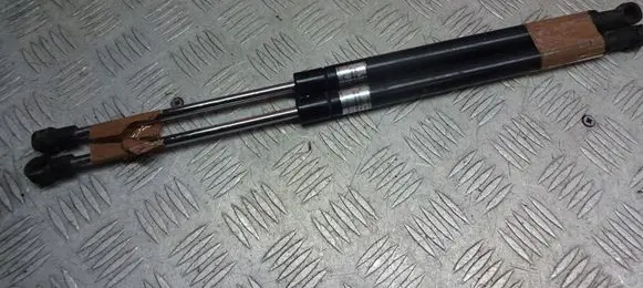 Suzuki SX4 Tailgate/trunk/boot tension spring 
