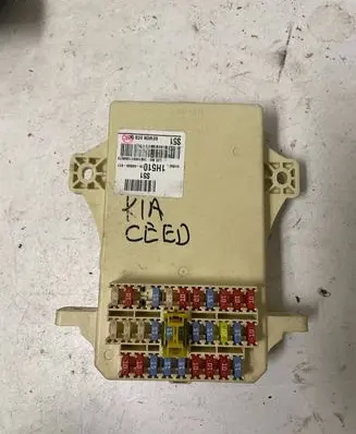 KIA Ceed Fuse module 919501H510 10060801