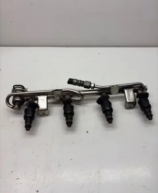 Audi A4 S4 B5 8D Fuel main line pipe 0280160575