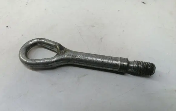 Mercedes-Benz ML W164 Towing hook eye 