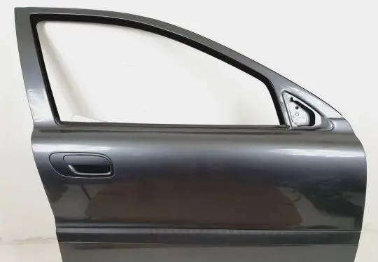 Volvo V70 Front door