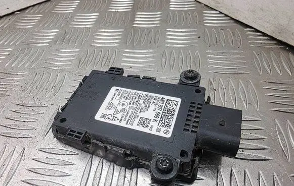 Porsche Taycan 9J1 Blind spot module 4N0907669K