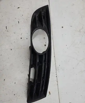 Volkswagen PASSAT B6 Front fog light trim/grill 3C0853666A