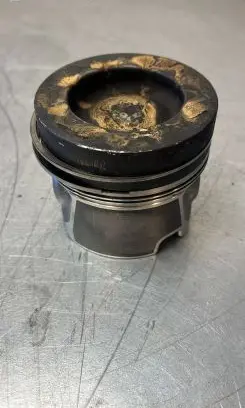 Volkswagen Transporter - Caravelle T5 Piston CFCA