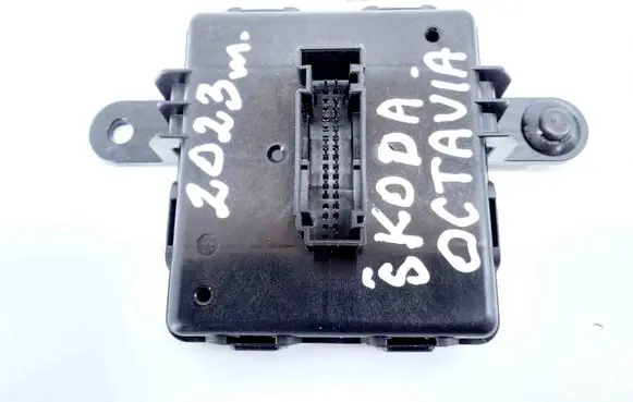 Skoda Octavia Mk4 Other devices 5WA959436Q
