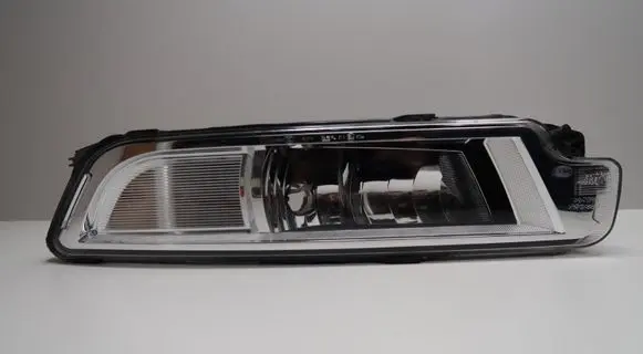 Volkswagen PASSAT B8 Front fog light 1NA01183914 3G0941662L
