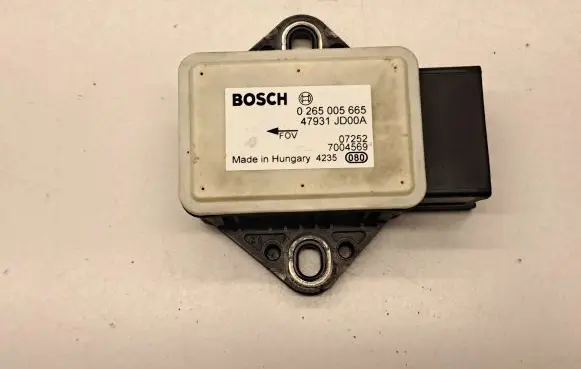 Nissan Qashqai ESP acceleration yaw rate sensor 0265005665