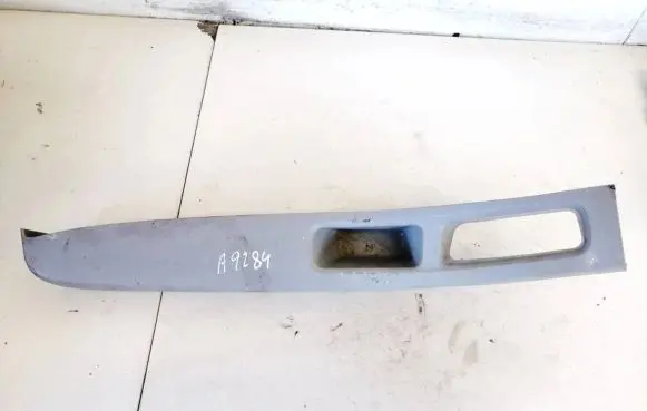 Toyota Yaris Front door window switch trim 742220d020 74222-0d020