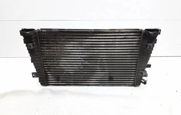 Opel Zafira B Intercooler radiator 13223395 WTP8784