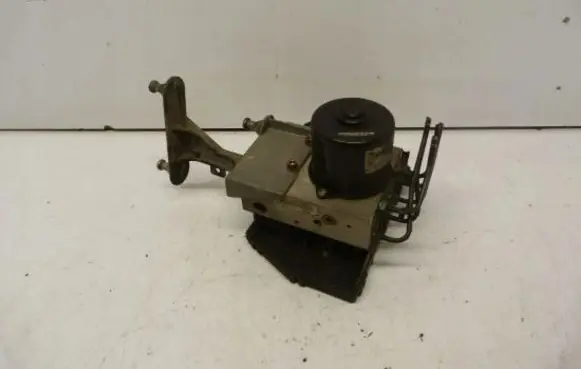 Mercedes-Benz C W203 ABS Pump A0044310512