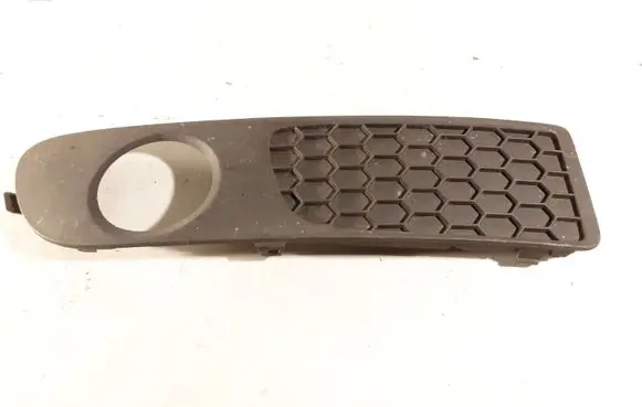 Volvo S80 Front bumper lower grill 30655930