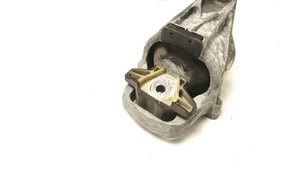 Audi A4 S4 B9 Engine mount bracket 8W0199372CD