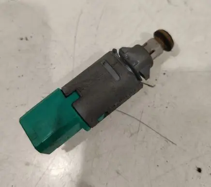 Renault Scenic II - Grand scenic II Brake pedal sensor switch 8200168240