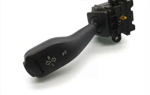 BMW X3 E83 Indicator stalk 8363668 01104010