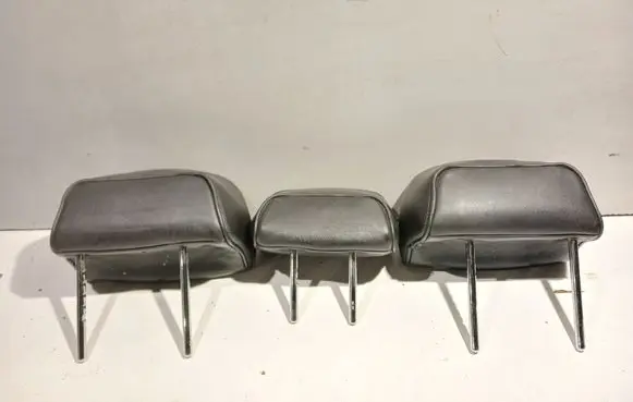 Peugeot 607 Rear seat headrest 
