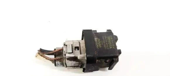 Toyota Corolla Verso AR10 Glow plug pre-heat relay 2861067010 28610-67010
