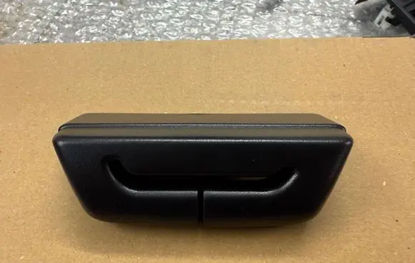 Ford Ranger IV Seat belt trim N1WBE245A22