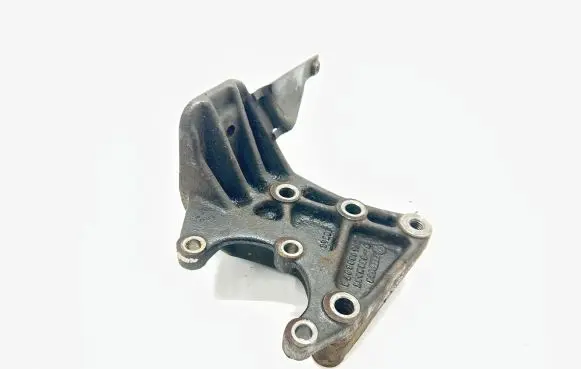 Volkswagen Transporter - Caravelle T4 Power steering pump mounting bracket 074199207