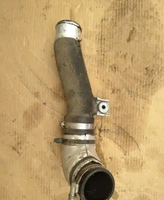 Hyundai Santa Fe Intercooler hose/pipe