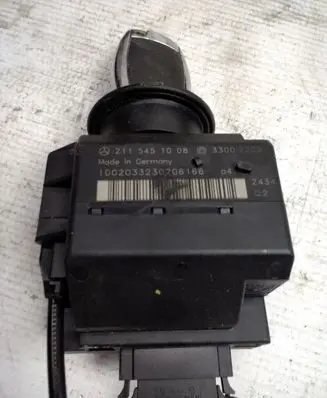 Mercedes-Benz E W211 Ignition lock 2115451008 A2115451008 33002205