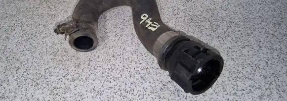 BMW 5 E39 Engine coolant pipe/hose 2247879