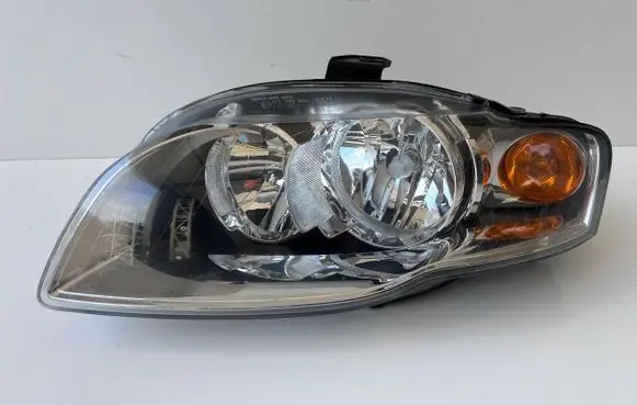 Audi A4 S4 B7 8E 8H Headlight/headlamp 8E0941003AJ