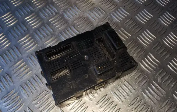Nissan Note (E11) Comfort/convenience module 284B2EM01C BCML2NAC