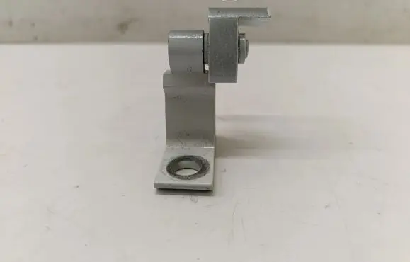 Volkswagen T-Roc Rear door lower hinge