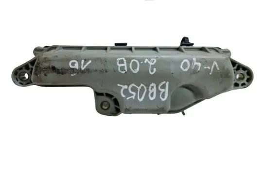 Vacuum air tank