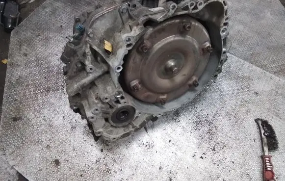 Volvo V70 Automatic gearbox 30713886