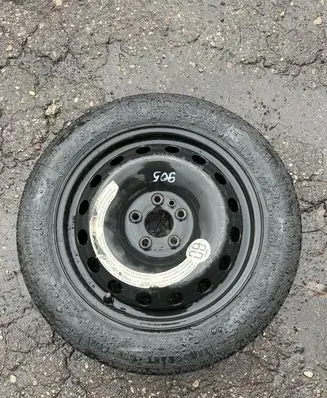 Alfa Romeo 147 R15 spare wheel 
