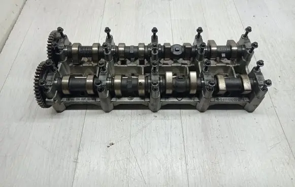 Mercedes-Benz C W204 Camshaft R6110160504 R6110510101 R6110510001