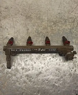 Opel Vectra B Fuel injectors set 90501588 90411551