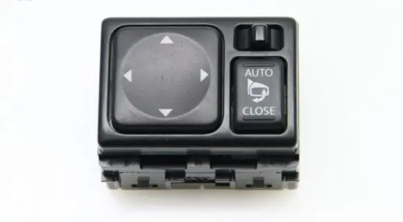 Nissan Juke I F15 Wing mirror switch
