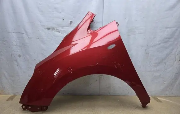 Toyota Verso Fender 