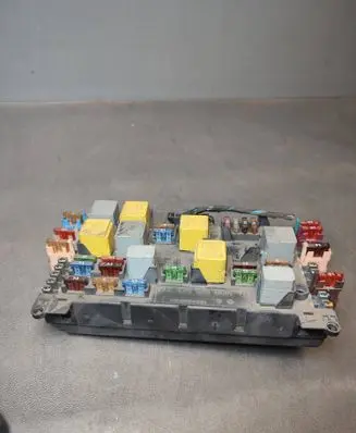 Mercedes-Benz Vito Viano W639 Fuse module A6395450401