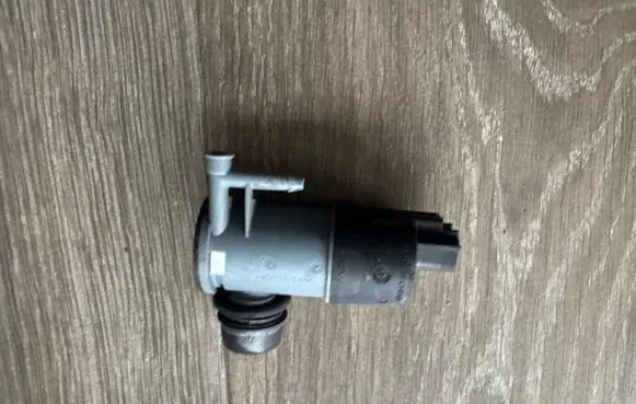 Toyota C-HR II Windscreen/windshield washer pump 85330F4050