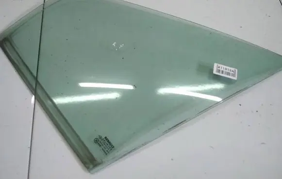 Renault Scenic I Front door vent window glass four-door AS2
