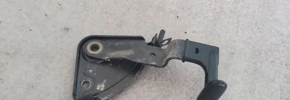 Audi 80 90 S2 B4 Engine bonnet (hood) release handle 