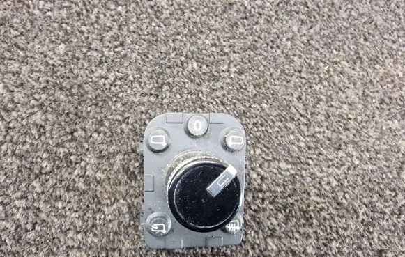 Audi A6 S6 C8 4K Wing mirror switch 4N0959565