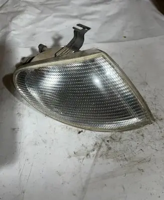 Front indicator light