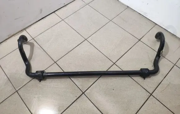 Mercedes-Benz GLC C253 Front anti-roll bar/sway bar A2533230265