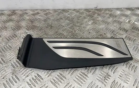 BMW 3 F30 F35 F31 Foot rest pad/dead pedal 8053899