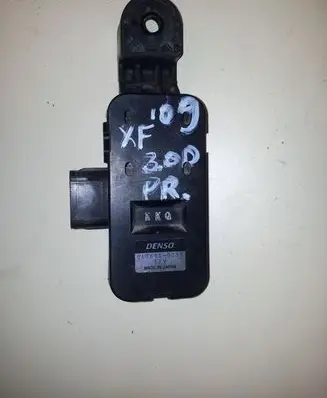 Jaguar XF Exhaust gas pressure sensor 0136500010