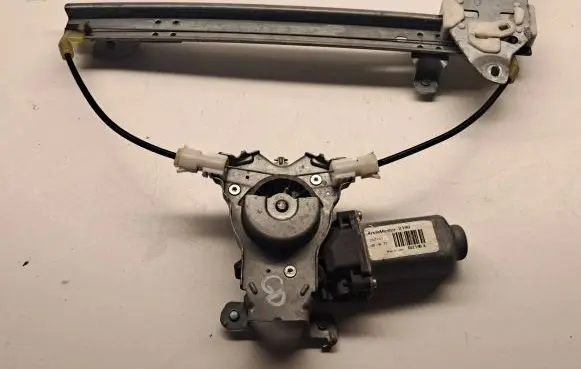 Nissan Qashqai Rear door window regulator with motor 402190A 2190