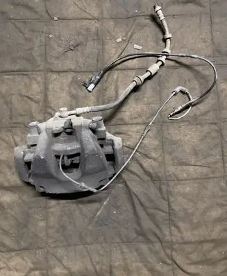 Front brake caliper