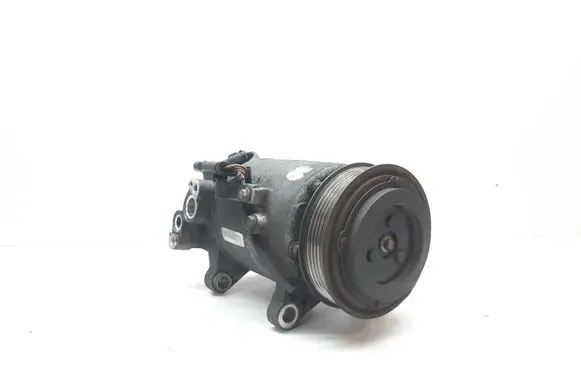 BMW 2 F46 Air conditioning (A/C) compressor (pump) 