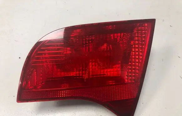 Audi A4 S4 B7 8E 8H Tailgate rear/tail lights 8E9945094